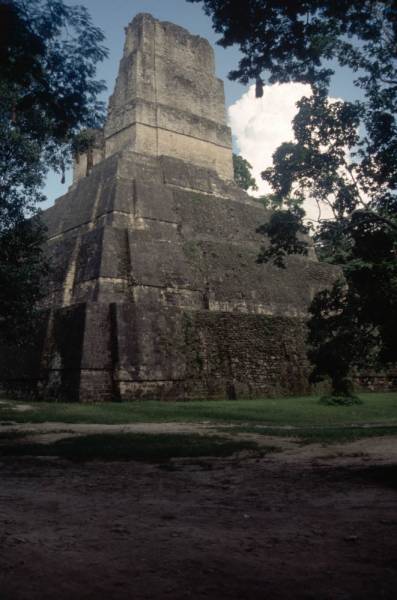 1998-06_12-tikal_023.jpg 1998-06_12-tikal_023.jpg