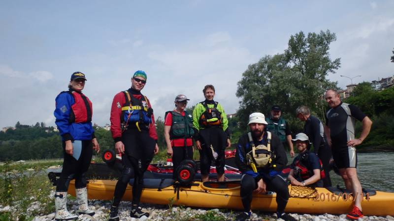 img-032.jpg img-032.jpg