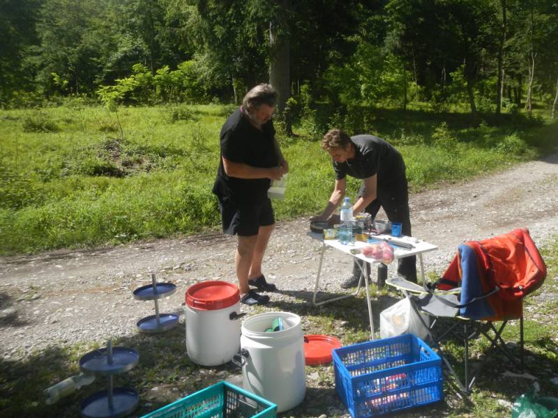 img-006.jpg img-006.jpg