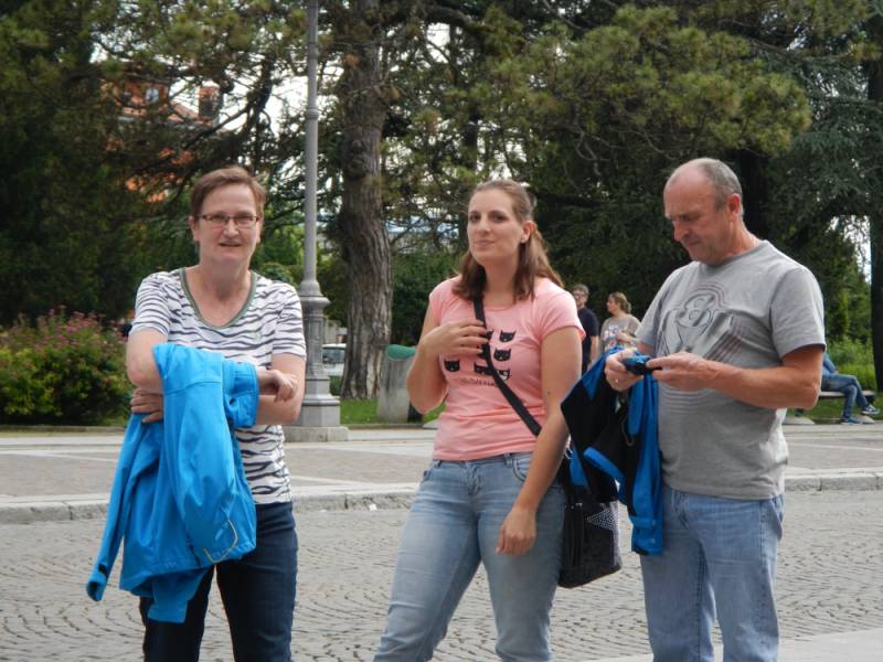 img-017.jpg img-017.jpg