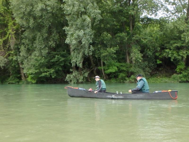 img-075.jpg img-075.jpg