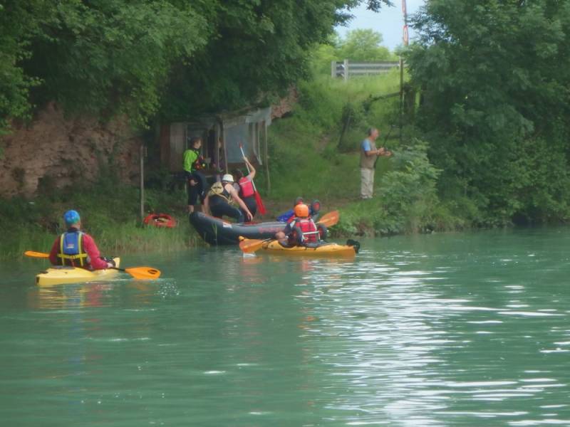 img-052.jpg img-052.jpg