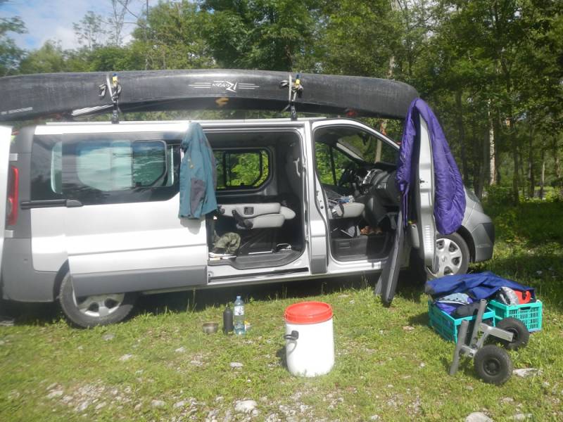 img-002.jpg img-002.jpg