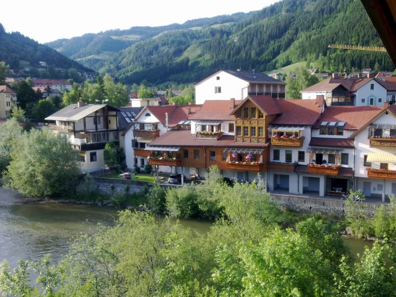 img_0052.jpg img_0052.jpg